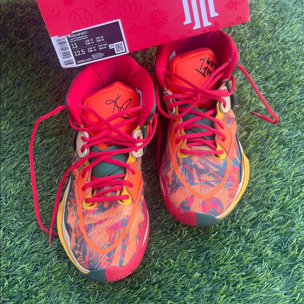 Nike Kyrie Infinity Size 12.5 Men’s Like new